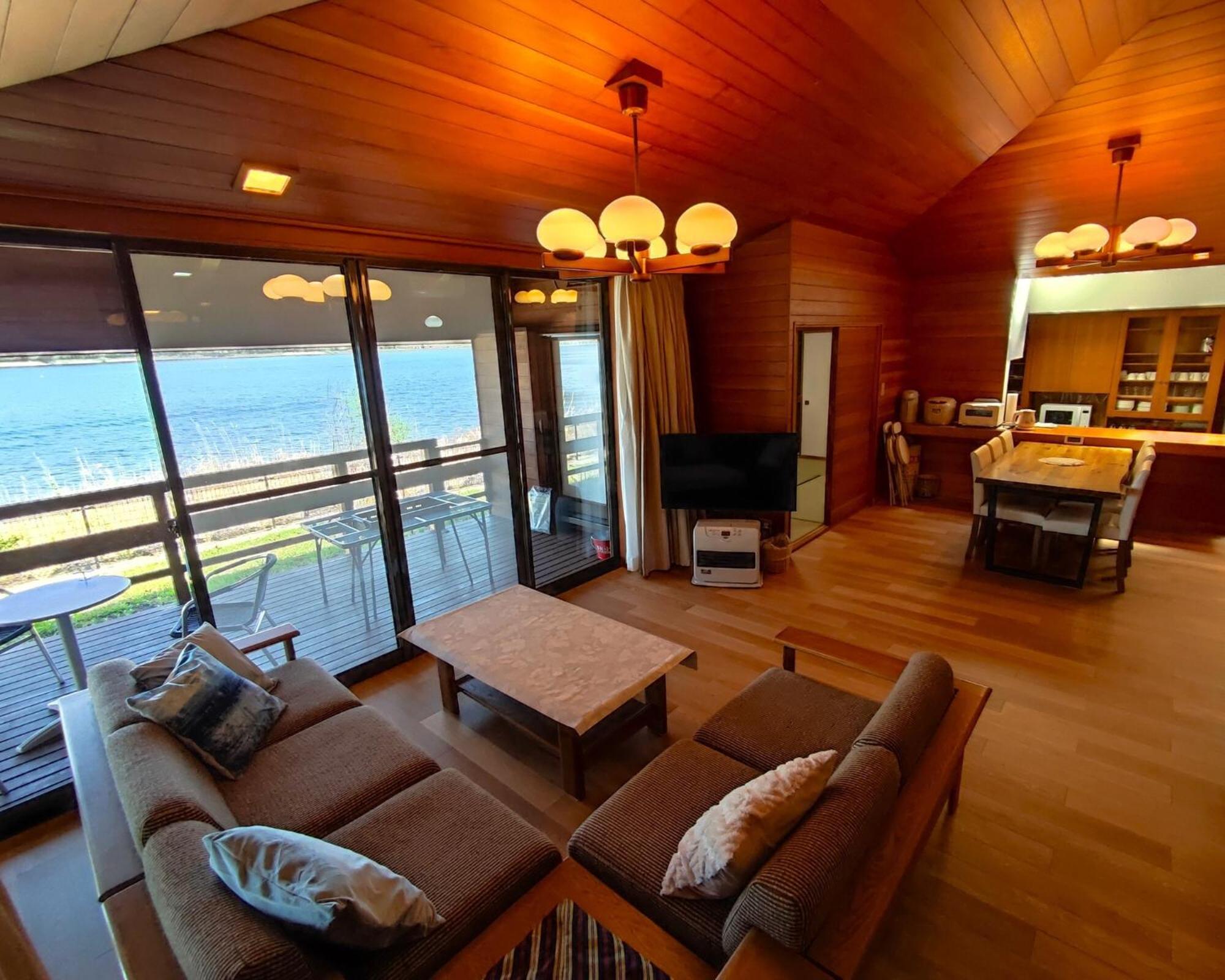 Вилла N Yamanakako Club Экстерьер фото